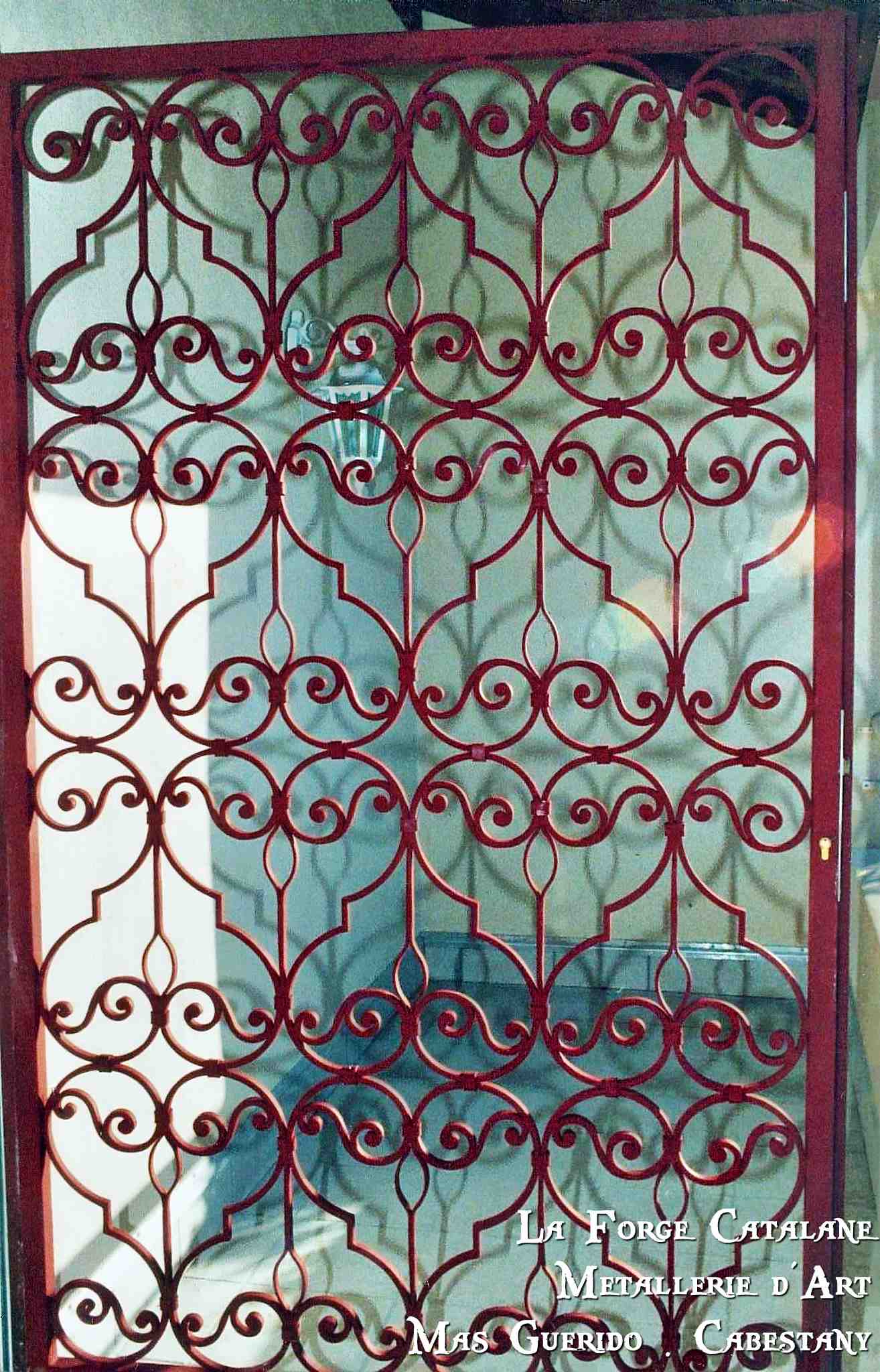 grille ouvragee forge catalane.jpg